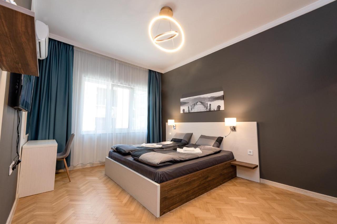 Downtown Apartment Burgas Stad Buitenkant foto
