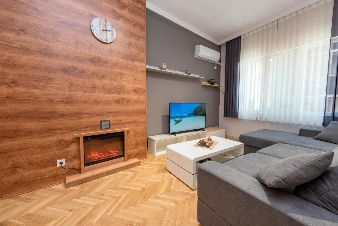 Downtown Apartment Burgas Stad Buitenkant foto